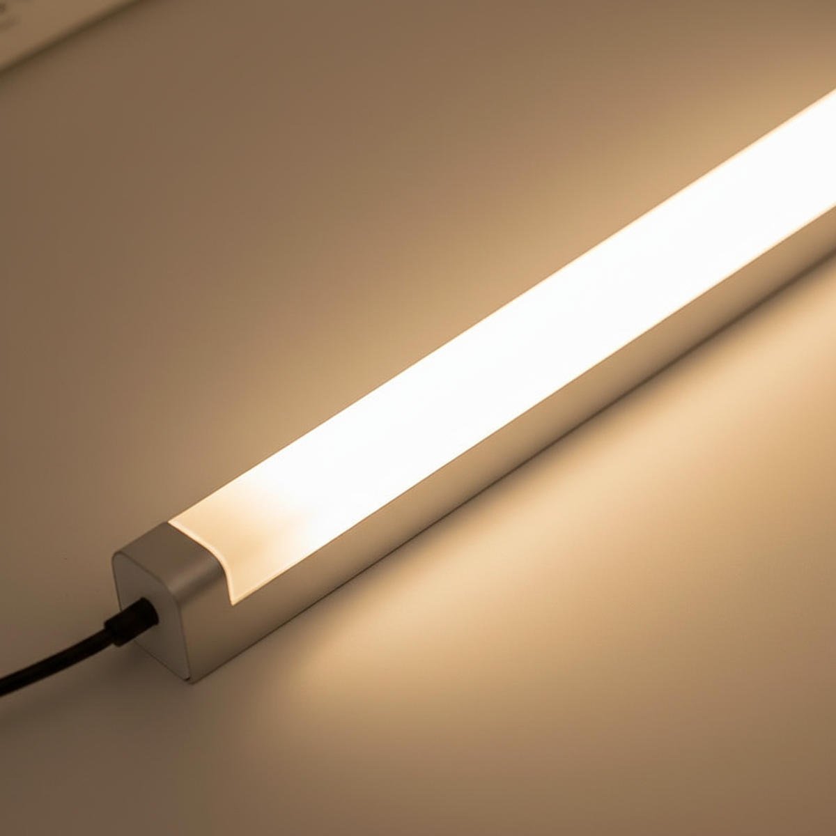 Refined Lighting for Table Lamp
