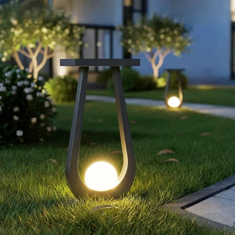Modern Outdoor Pathway Lantern Light