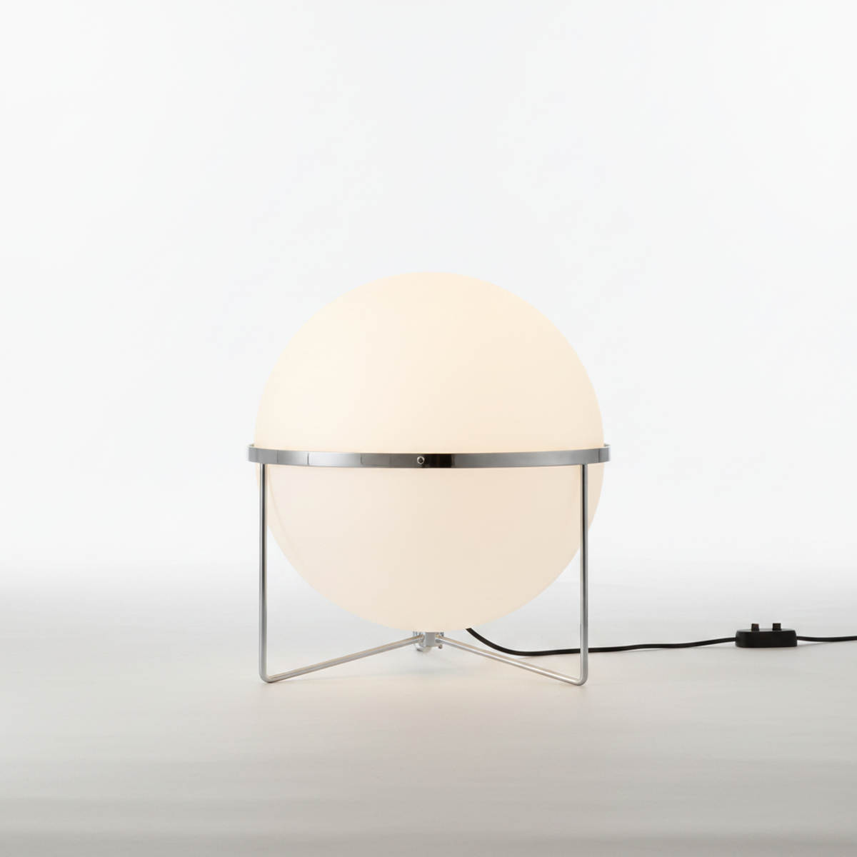 Elegant Floor Lamp – Arden